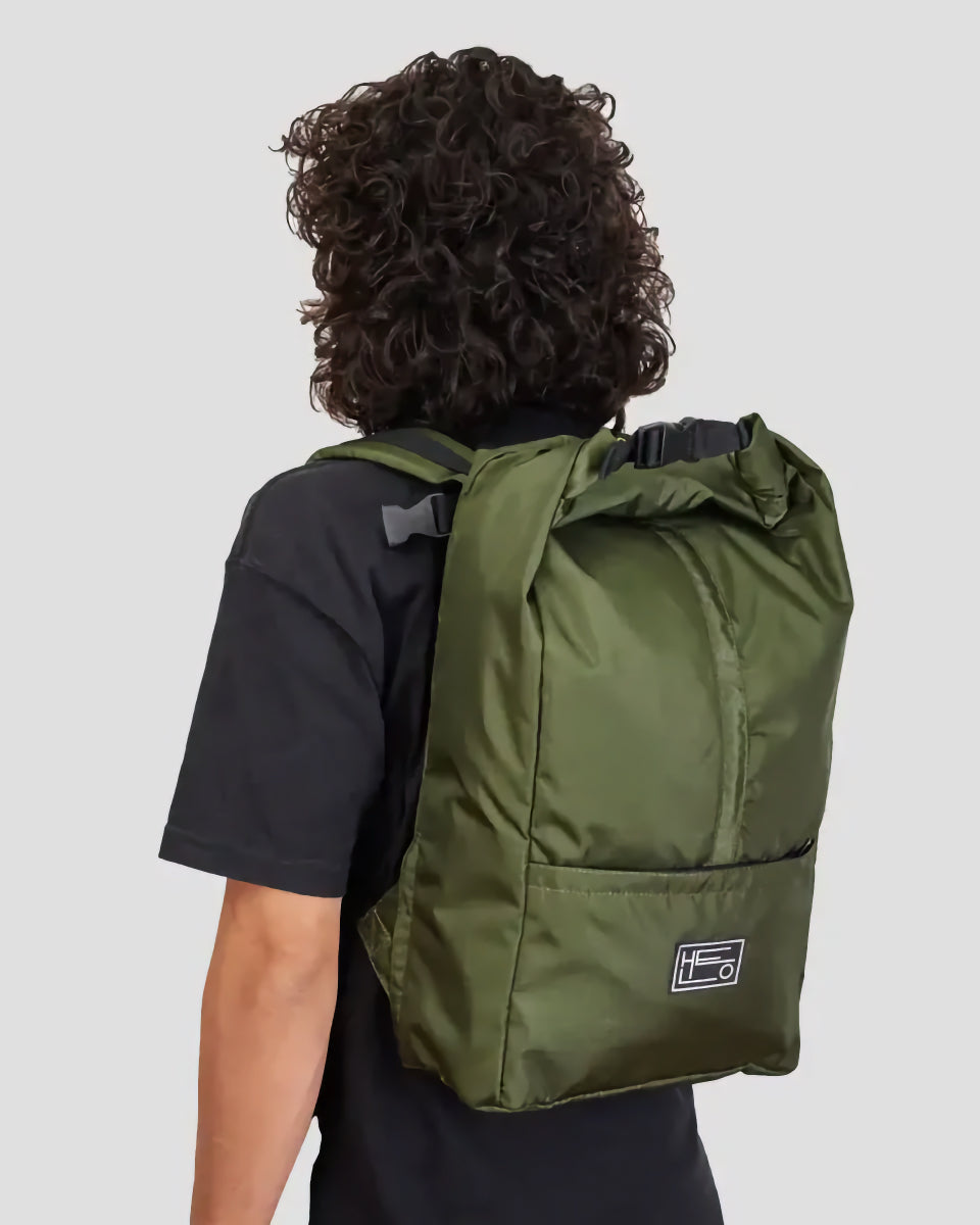 Banner_Backpacks_Helo